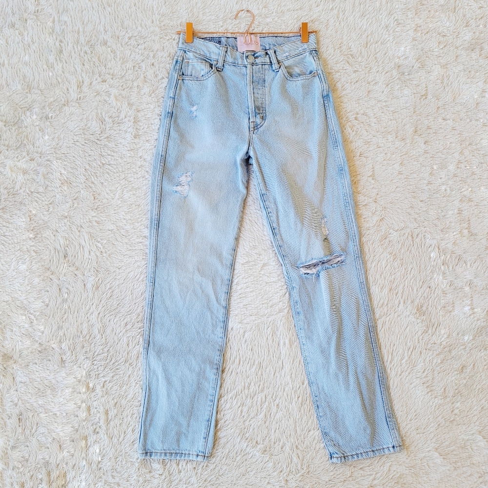 Revice Light Wash Distressed Straight Leg‎ Jeans